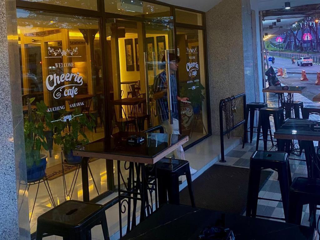 Fata Hotel By Project Borneo Kuching Zewnętrze zdjęcie